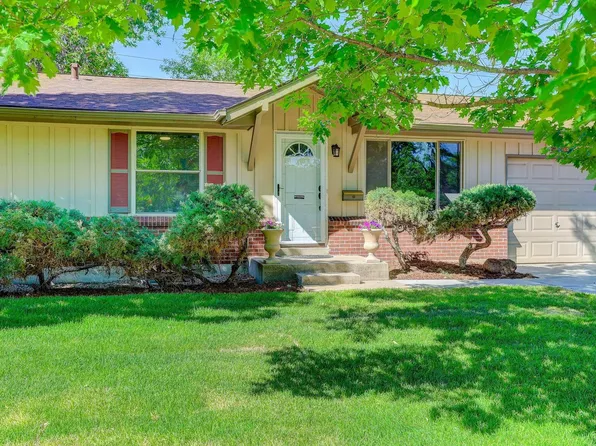1431 S Magnolia Way, Denver, CO 80224