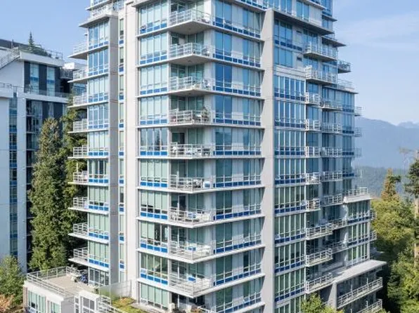 9060 University Cres #1503, Burnaby, BC V5A 0E1