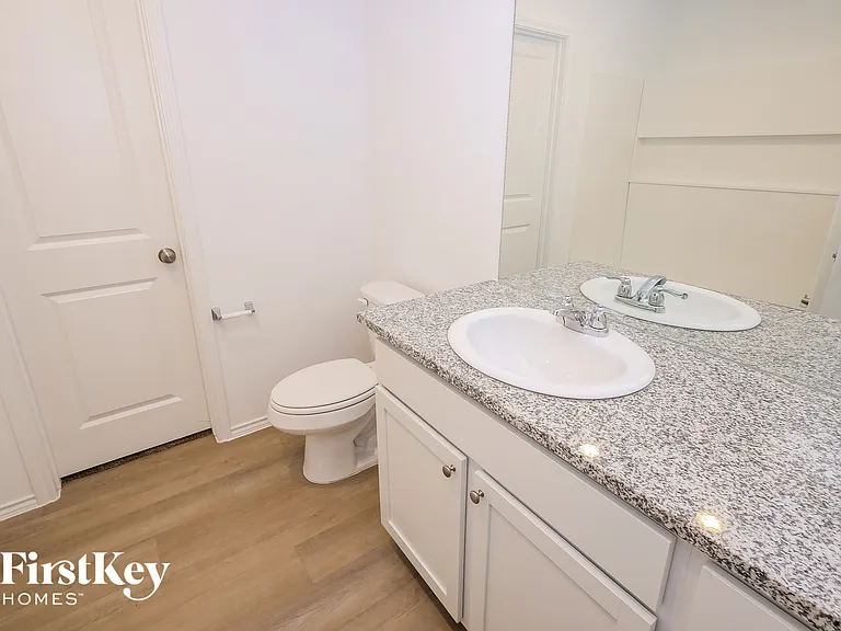 6611 Scarecrow Way — Photo 8