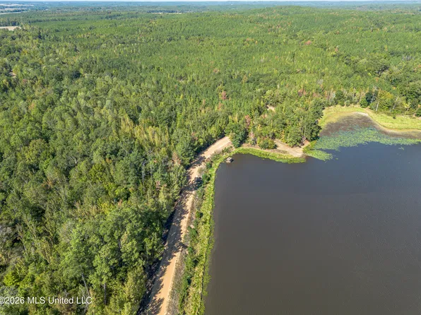 Lake Rd, Duck Hill, MS 38925