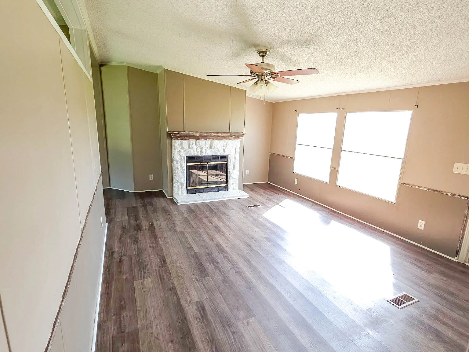 3 bed, 1700 sqft, $1,349 — Photo 3