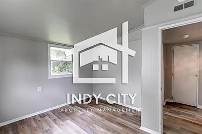 2950 N Dequincy St — Photo 7