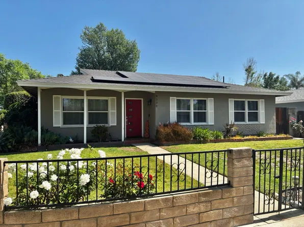 8220 Kentland Ave, Canoga Park, CA 91304