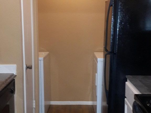 Kitchen with washer/dryer