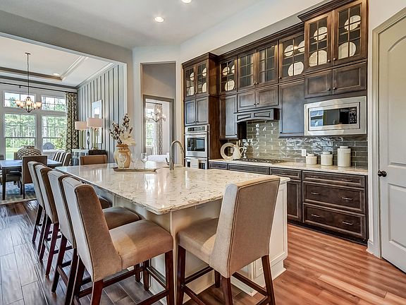 Large island in kitchen
