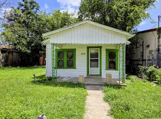 310 E Lachapelle, San Antonio, TX 78204