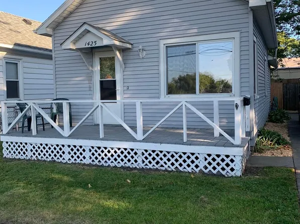 1425 Rawlins St, Port Huron, MI 48060