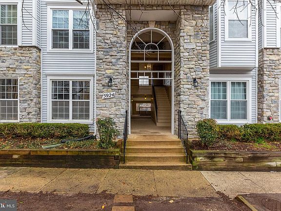 4th image of 5924 Founders Hill Dr Unit 202