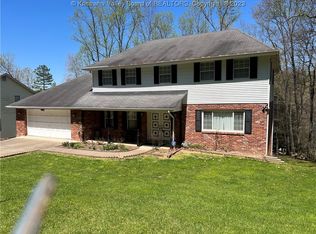 1723 Shadybrook Rd, Charleston, WV 25314