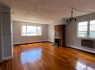 162 Webster St #3, Boston, MA 02128