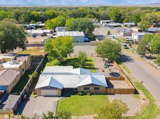 415 Ringer Ave, Bosque Farms, NM 87068