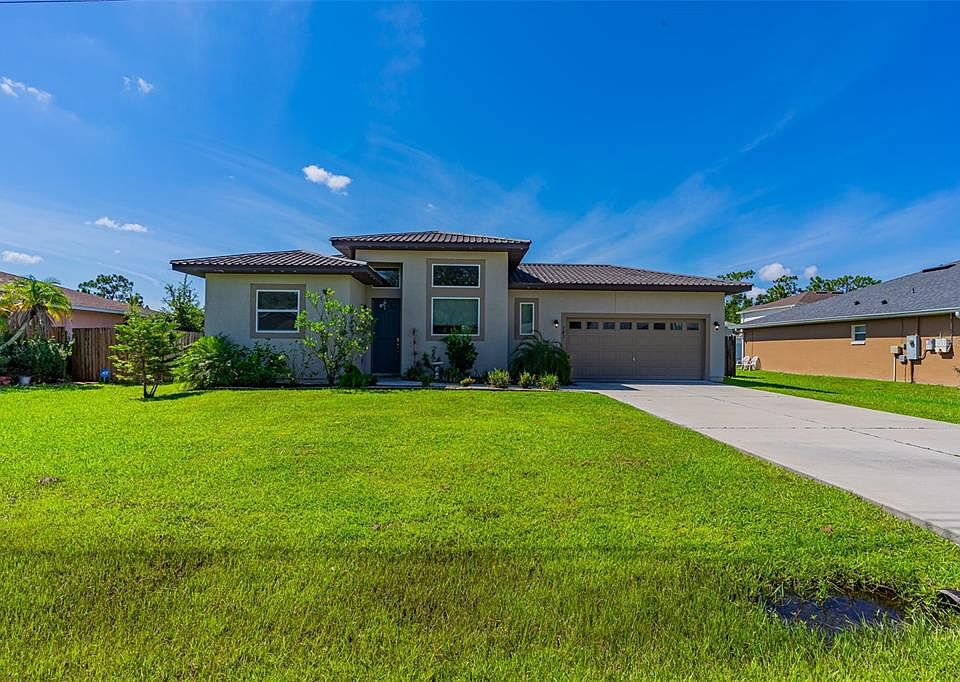 1st image of 743 PARROT COURT