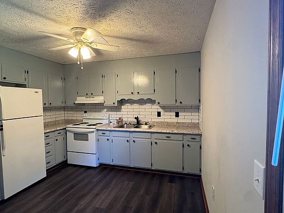 5th image of 4774 Mayfield Dr #1-4