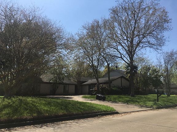 2nd image of 4110 Laurel Grove Dr