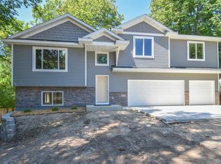 2229 Bluebird Ln, Buffalo, MN 55313