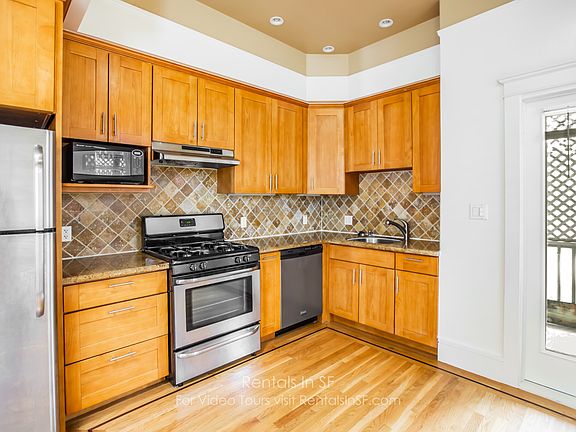 3rd image of 3343 24th St #3343