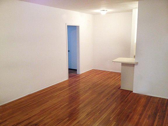 5th image of 131 Antiquera Ave APT 4