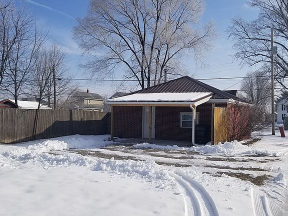 3rd image of 148 Day Ave