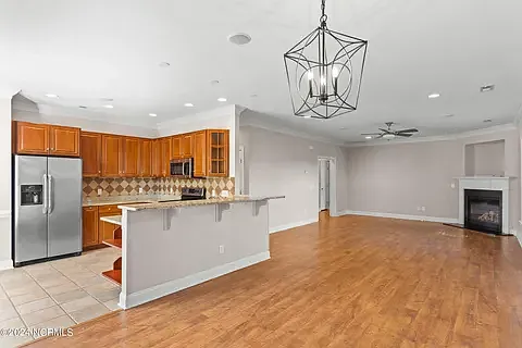 1028 Golden Sands Way — Photo 8