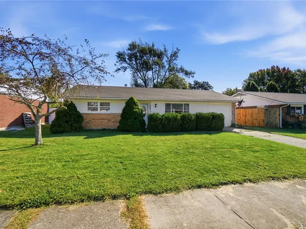321 Mumford Dr, Troy, OH 45373