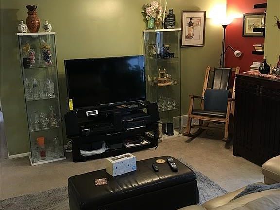 4th image of 15555 Hilliard Rd APT 205