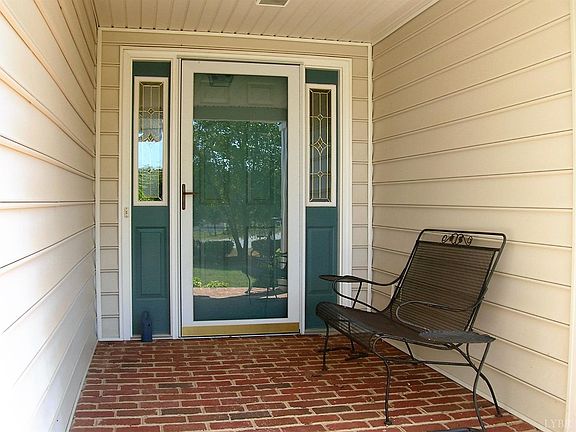 3rd image of 1161 Banister Pl