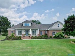 489 Depreast Rd, Hartselle, AL 35640