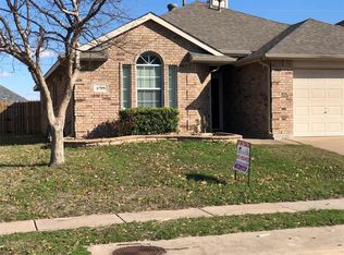 1708 Wolf Creek Dr, Arlington, TX 76018