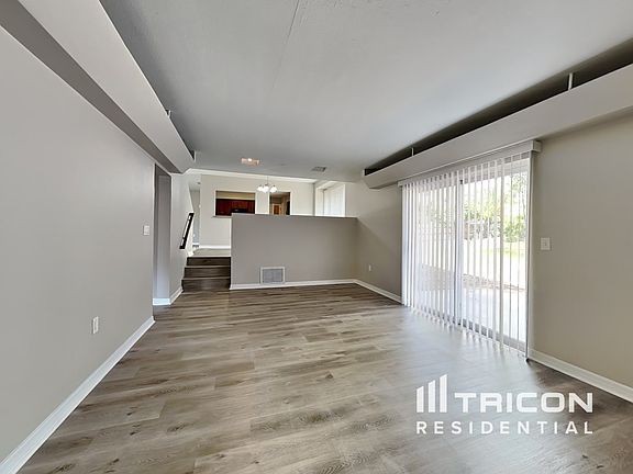 5th image of 2213 Kingswood Ln