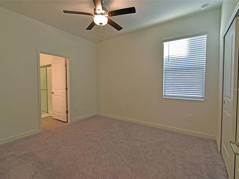 17304 Banded Gold Ln — Photo 43