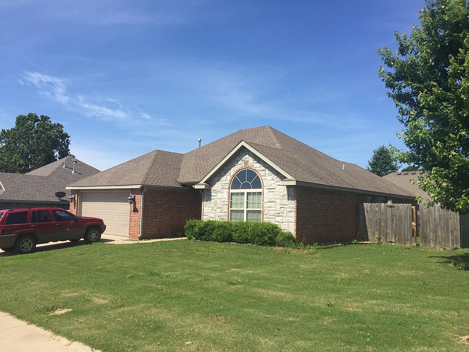 1st image of 2657 N Brush Creek Dr