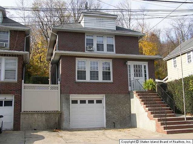 1st image of 622 Van Duzer St