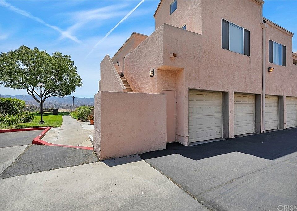 The Vistas Apartments Newhall, CA Zillow