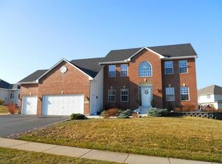 12481 Alise Pl, Eden Prairie, MN 55347