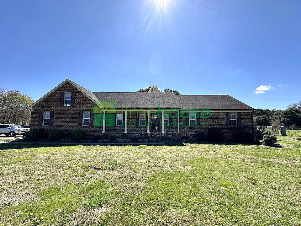 1st image of 700 Middle Ridge Dr