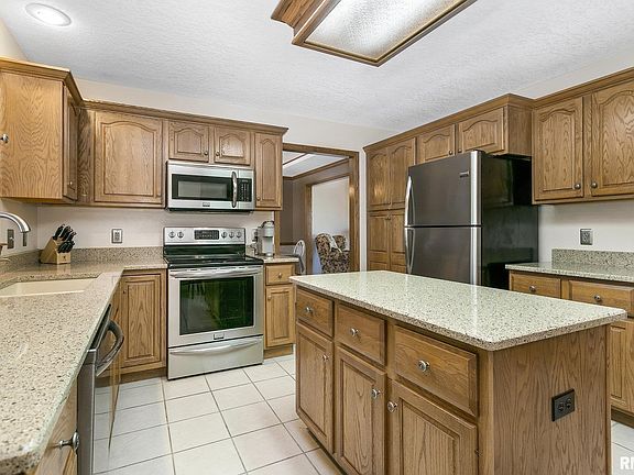 5th image of 3090 Stillwater Ct