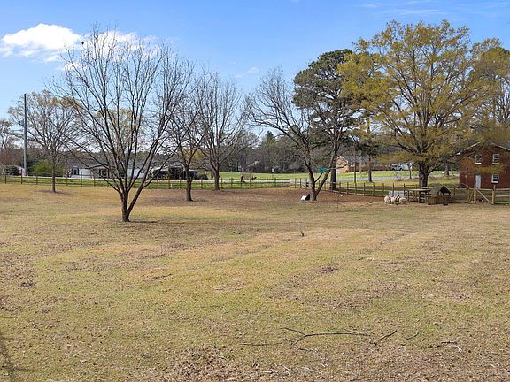 4th image of 4313-4315 Mitchell Mill Rd