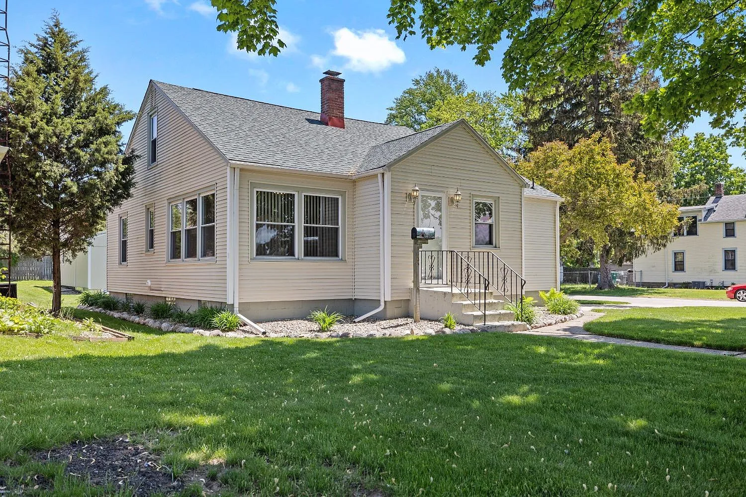 709 F St photo 1