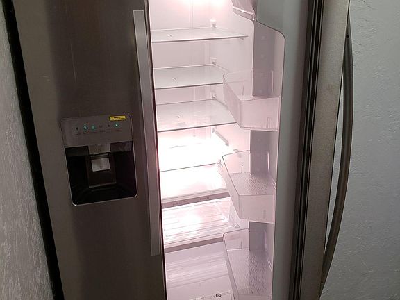 5th image of 1636 Revere Ave APT 3