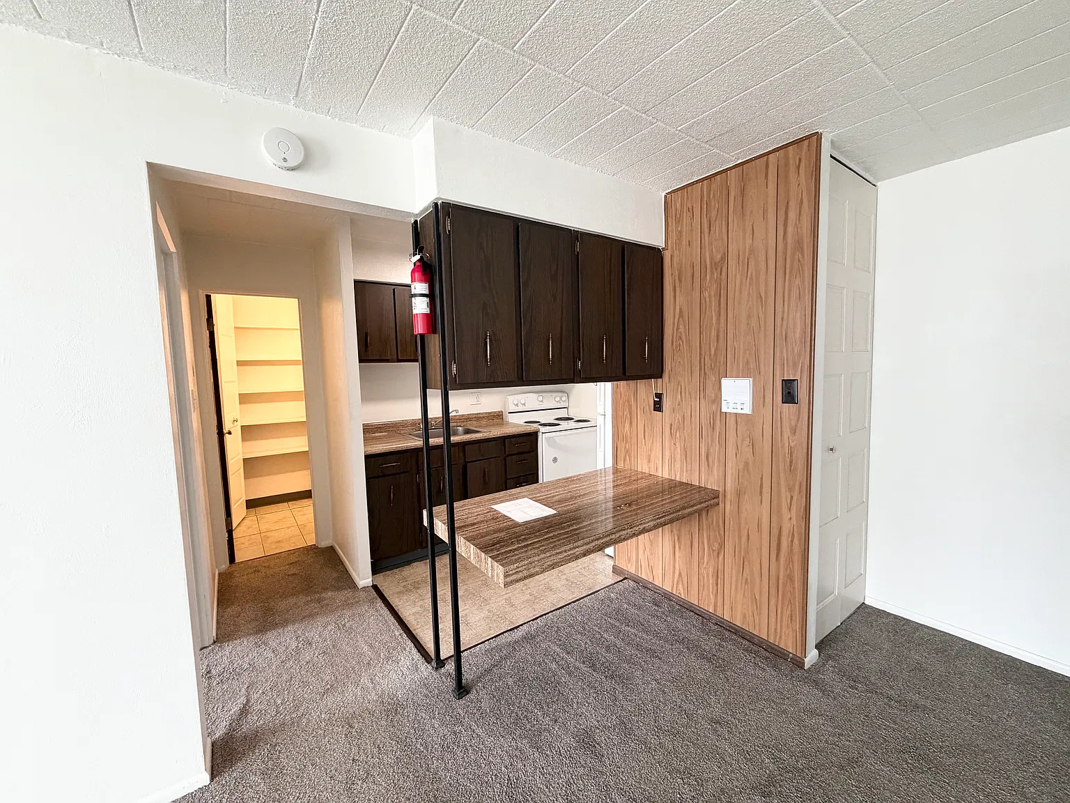 Essex House — Photo 3