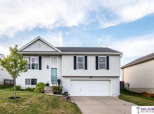 16130 Black Walnut St, Omaha, NE 68136