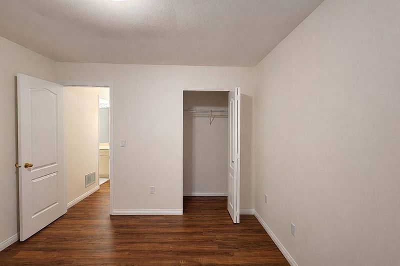 New Westminster House for rent - 3 Bedrooms — photo 10