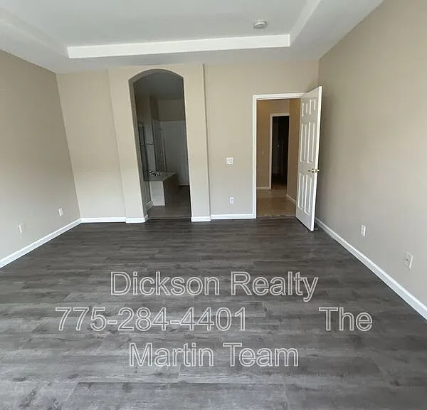2847 Falcon Ridge Dr — Photo 17