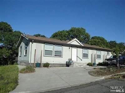 2nd image of 1094 Rimrock Dr