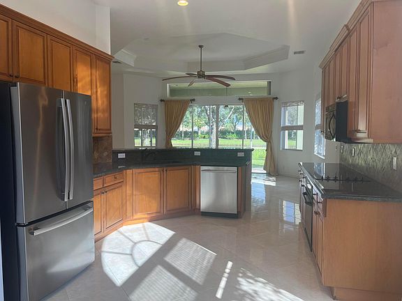 5th image of 6577 Pisano Drive