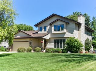 10530 W Palmersheim Dr, Hales Corners, WI 53130