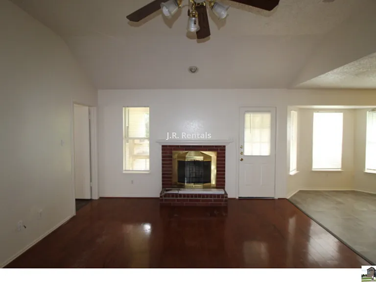 3615 Coral Bay Ln — Photo 59