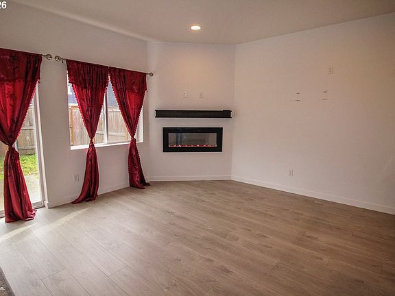 4th image of 1272 S Quartz Dr