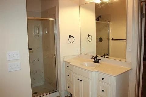 4th image of 9019 Hayden Dr
