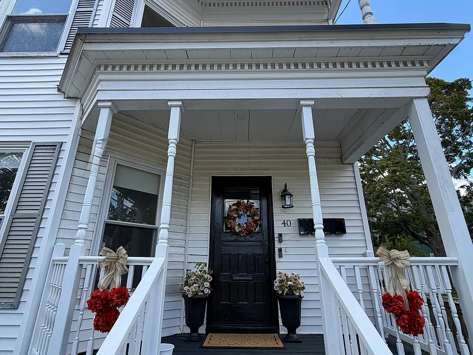 40 Leland St #3
